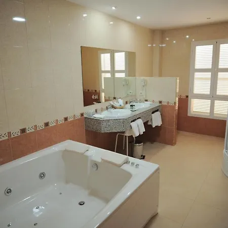 Hotel Gran Ciudad Del Sur 4*